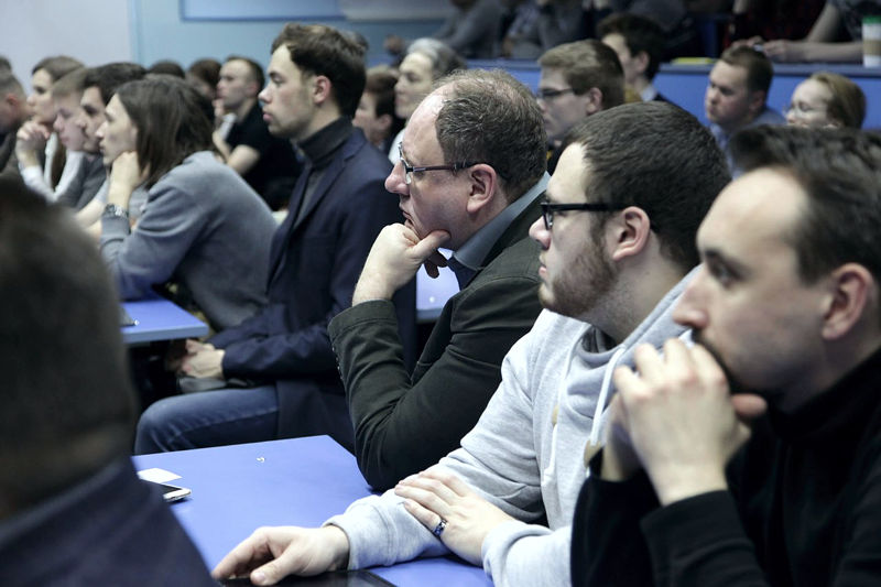 Генеральный директор Postgres Professional пообщался со студентами ВятГУ Олег Бартунов призвал кировских студентов делать карьеру в Open Source проектах