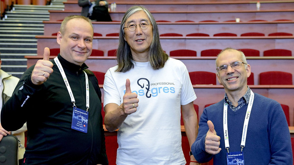 На фото: генеральный директор Postgres Professional Олег Бартунов (в центре) На фото: генеральный директор Postgres Professional Олег Бартунов (в центре)